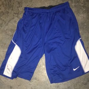 Nike mens university of Kentucky shorts